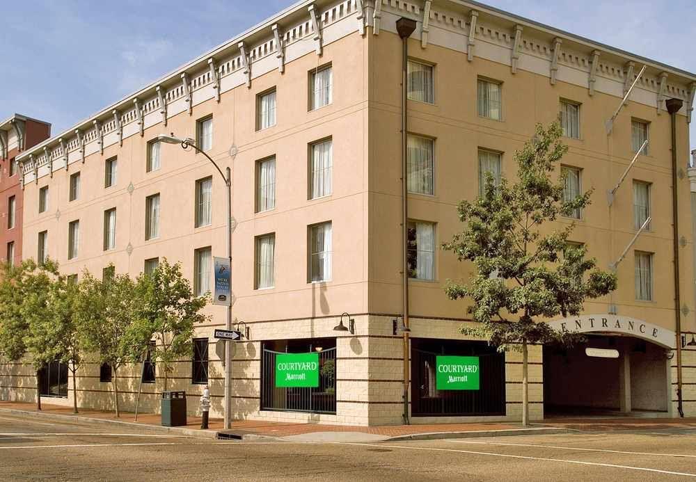 Hotel Courtyard By Marriott New Orleans Warehouse Arts District Exterior foto