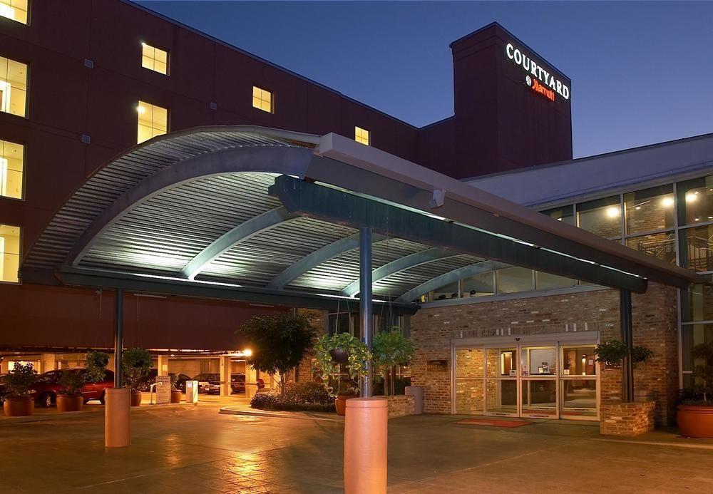 Hotel Courtyard By Marriott New Orleans Warehouse Arts District Exterior foto